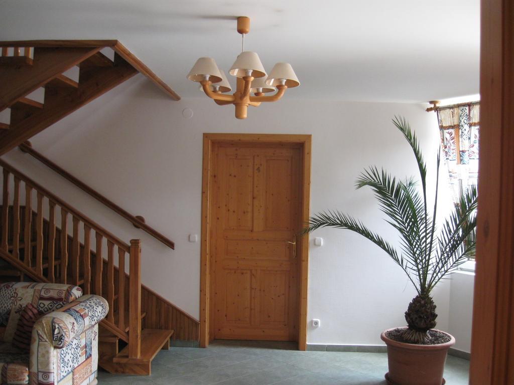 Bed and Breakfast Platan Panzio Nyúl Exterior foto